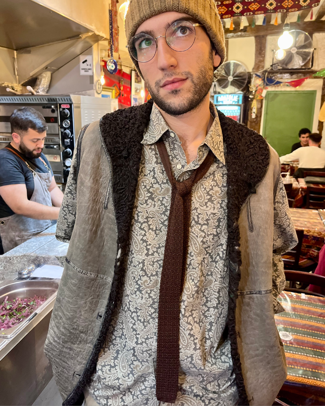 Edo Vintage Outfit - full look closeup