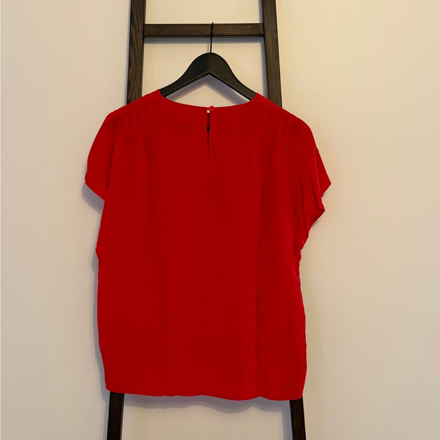 Siria Vintage Outfit - Laura & Jane silk top back