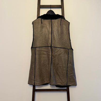 Edo Vintage Outfit - vintage sleeveless jacket back