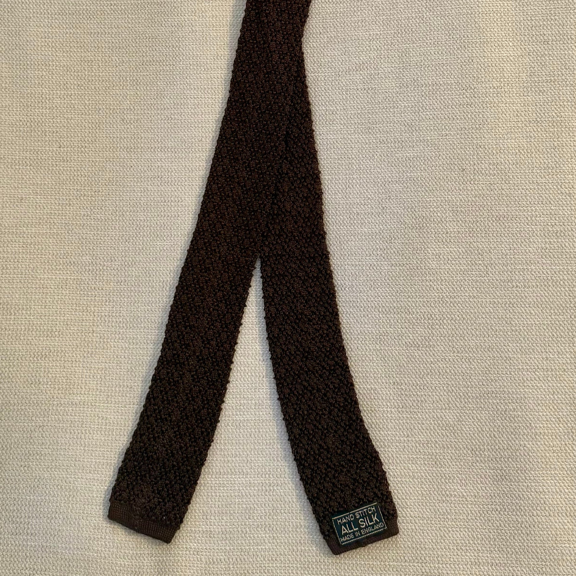 Edo Vintage Outfit - Cotton brown tie