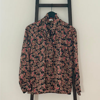 Maria Vintage Outfit - Sandro shirt front
